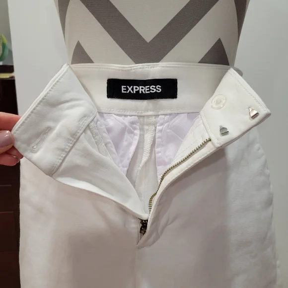 Express White Cropped Wide Leg Pants - Picture 4 of 9